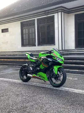 2023 KAWASAKI ZX25RR