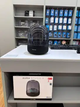 HK Aura Studio 4