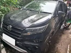 KM Rendah TDP 11JT Toyota Rush 1.5 TRD Sportivo 7 Bensin-AT 2019 Hitam