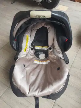 Car seat bayi graco