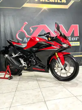 DP 3jt an Honda New CBR150R FI USD TH 2023 Pdo 1rb like new