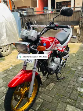 YAMAHA SCORPIO Z
