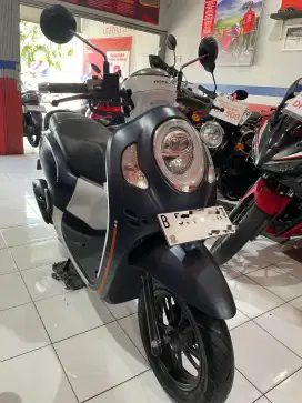 PROMO DP 500 RIBU SCOOPY FASHION TAHUN 2023