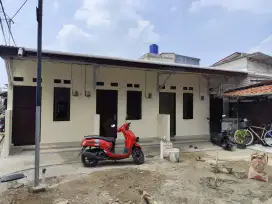 KONTRAKAN 4 PINTU