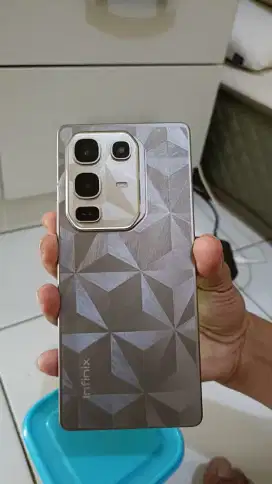 Infinix note 50 pro 8/256gb seminggu