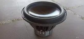 Subwoofer dan amplifier monoblock Agako