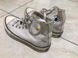 sepatu convers size 40
