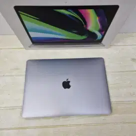 Mac's Macbook M2 Pro