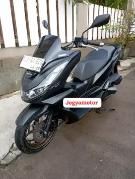 [ km low 10rb ] honda pcx 160 abs th 2023