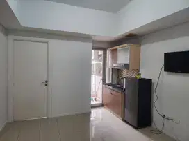 disewa apartemen green lake sunter,2bedrooms furnished,lantai rendah