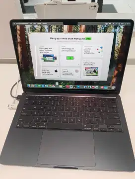 Macbook Air  ( 13 inci)¹