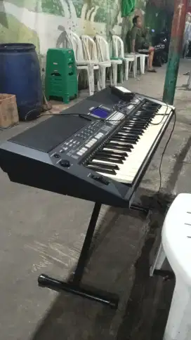 Keyboard YAMAHA PSR S550 USB