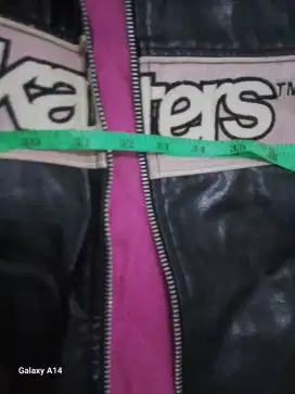 Jaket kulit Sketer