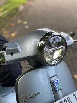 Vespa primavera S 2022 km 1000 perak ASLI
