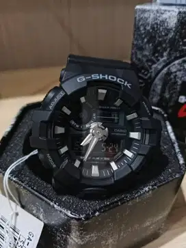 G-Shock Jam Tangan Pria GA-700-1BDR Original Waterproof