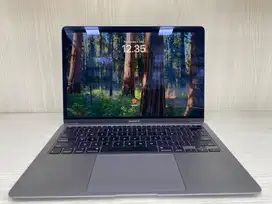 Macbook Air 2020 core i5 13-inch