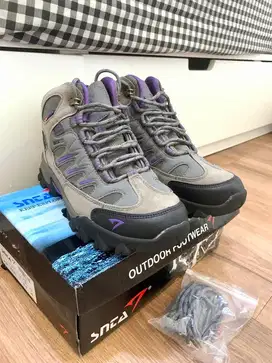 Sepatu Gunung SNTA 613 - Women Series (Wanita)