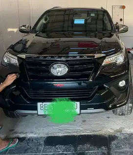 Toyota Fortuner VRZ TRD Sportivo AT