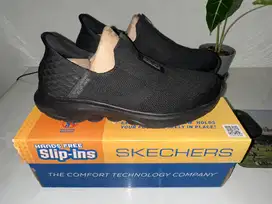Skechers Go Walk 7 Easy On Black Size 43