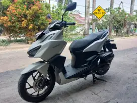(DP 500 Rb)‼️ Honda Vario 160 CBS 2023 Cash, Kredit & Tukar Tambah