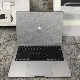 MacBook Pro 14 Inch M3 2023 8/512Gb Garansi iBox On 16 Ags 2025 Fulset