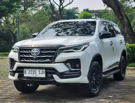 KM.20.RB|RASA BARU| FORTUNER GR SPORT 2.8 AT 2022 PUTIH PERFECT !!