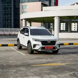 Honda BRV Prestige Sensing 2023 putih automatic