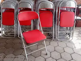 kursi lipat merah cocok untuk event dan inventaris desa