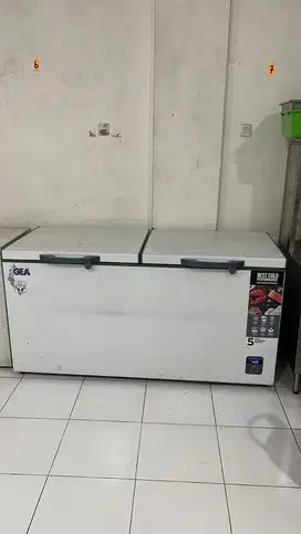 Freezer bekas 500liter