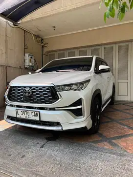Toyota Kijang Innova 2023 Hybrid LOW KM PUTIH
