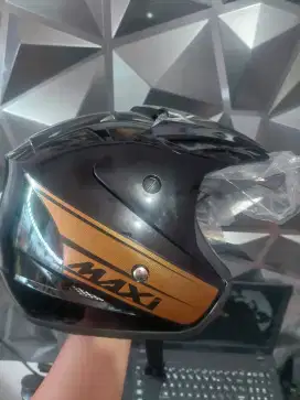 Helm  Half Face Yamaha Maxi Original