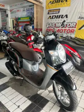 SCOOPY 2017 SAS JL BARATA JAYA 19 NO 5