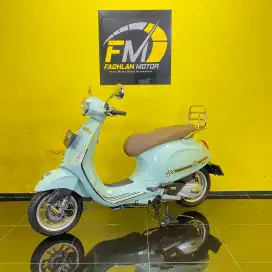 Piaggio Vespa Primavera ABS 2022 Plat tangsel km low kunci lengkap