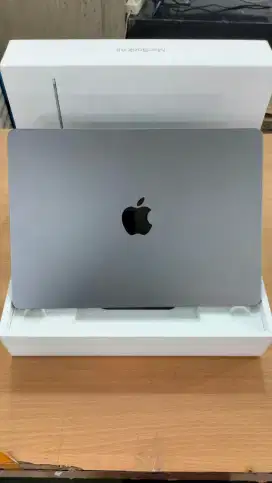 Macbook Air 13 Inci M3 Memori 8 SSD 256GB