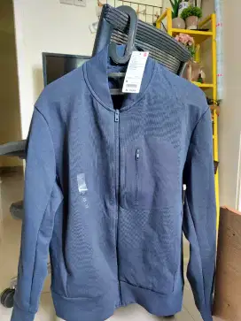 Uniqlo Jaket Sweat Dry Navy Blue
