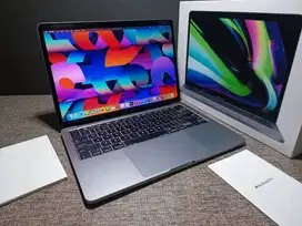 MacBook Pro 2020 i5 Touchbar 13in 8/256 GB fullset