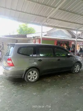 Nissan Grand livina 2007 Bensin