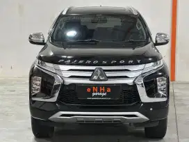 Facelift Istimewa. Pajero Sport Dakkar 4x2 a/t 2022 ENHA Garage SMG
