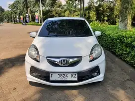 Brio Metik 2014 Kredit DP 15 jt