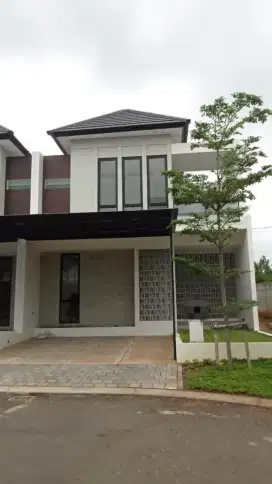 Murah dijual rumah mewah siap huni bsb dekat danau cluster hilago