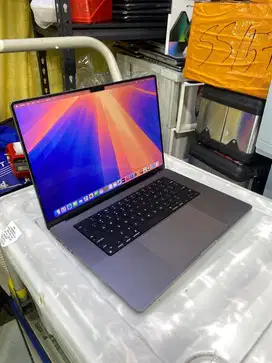 Macbook Pro 16 in 2021 m1 pro 16 512gb