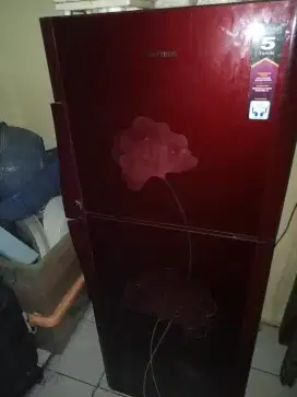 Kulkas 2 pintu polytron