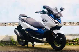 Honda Forza 250 abs 2019 xmax GT200 piaggio vespa