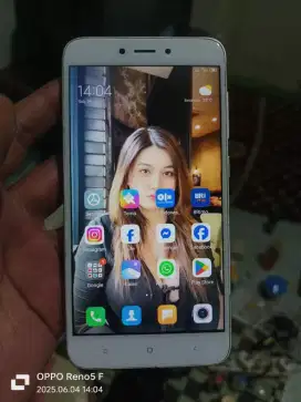 Xiaomi redmi 4x 4G 3/32 layar 5 inchi Gold