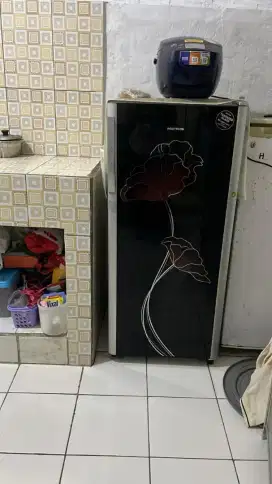Kulkas 1 pintu bekas