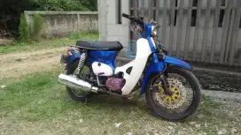 Honda C70 basic grand'95
