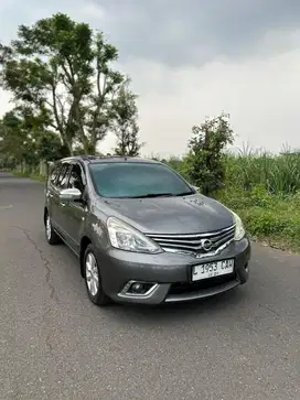 Nissan Grand Livina XV automatic 2014