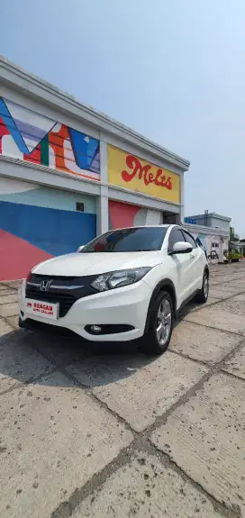 Honda HRV E CVT 2018, Termurah Low km 33rb record tangan 1 dr baru