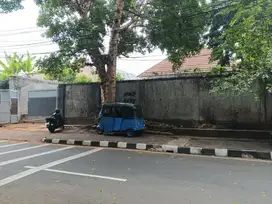 Dijual Cepat Tanah/ Lahan + Bangunan Jl Surabaya Menteng Jakarta Pusat