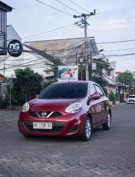 Nissan march 2017